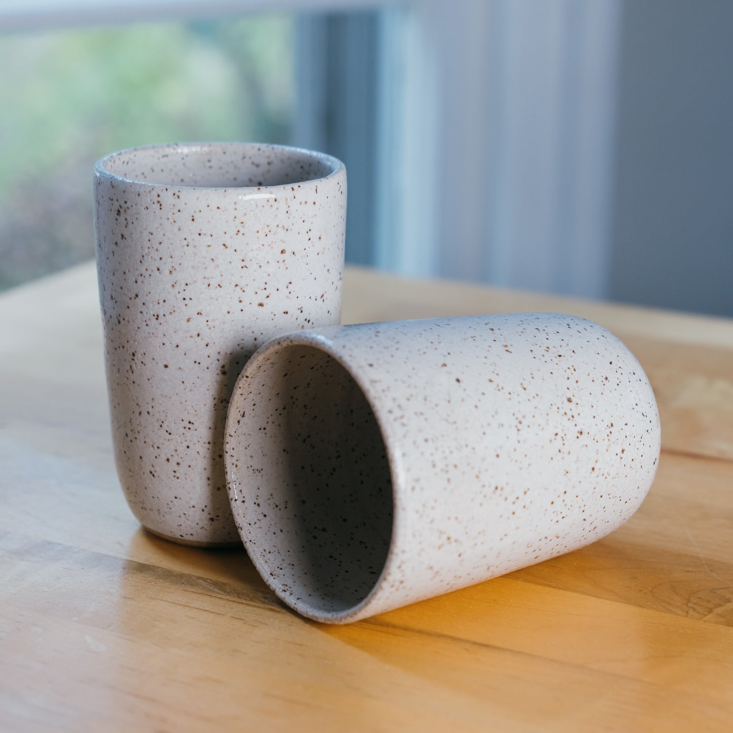 Medium White Tumblers (Pair)