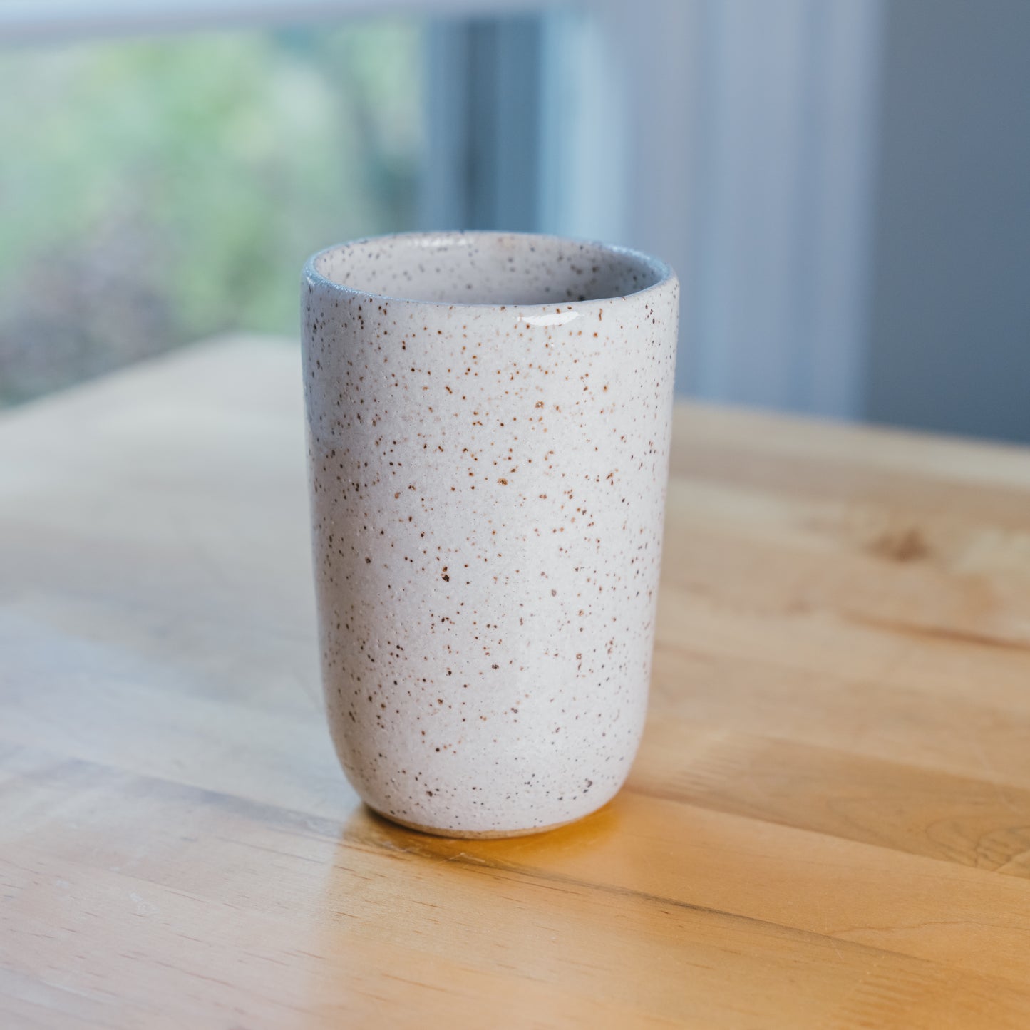 Medium White Tumblers (Pair)