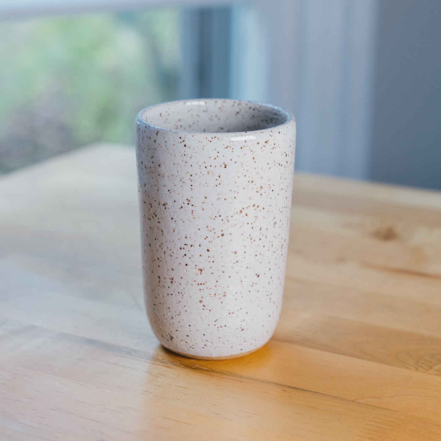 Medium White Tumblers (Pair)