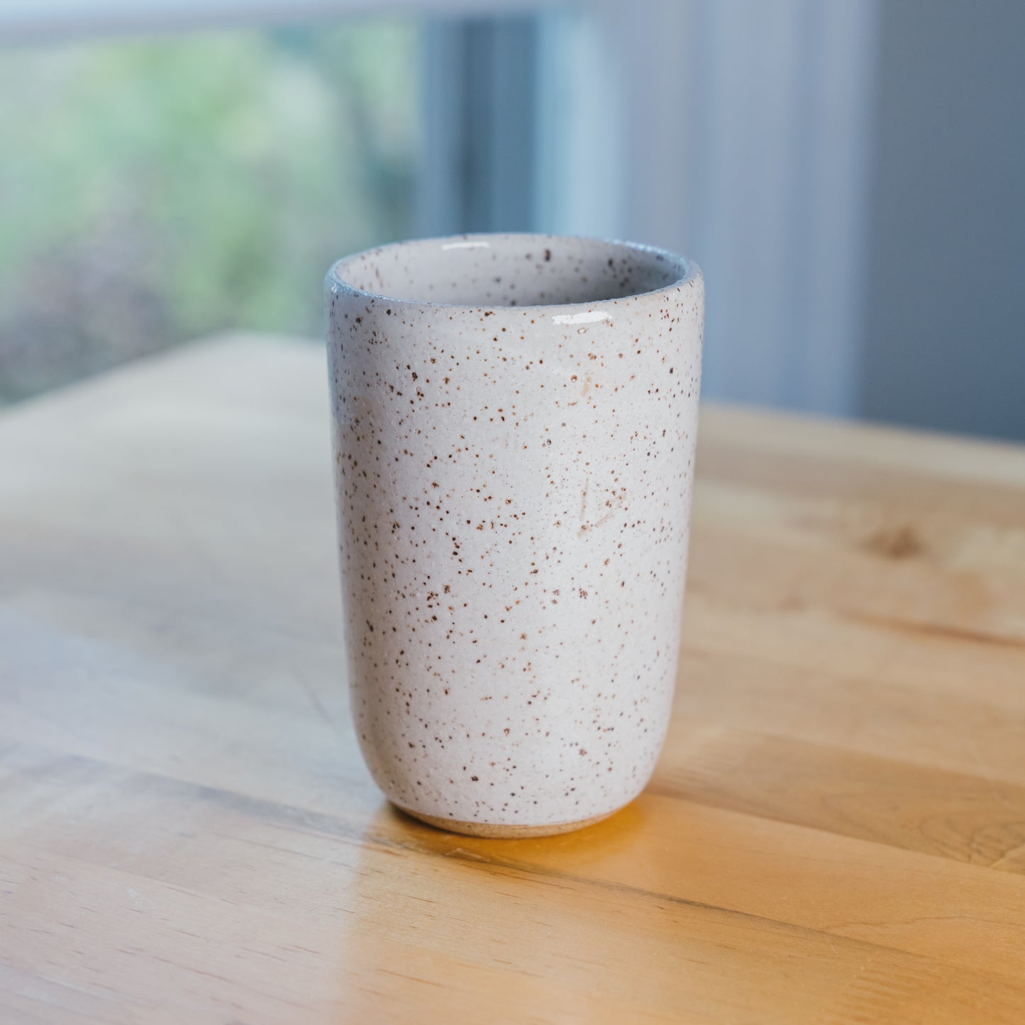 Medium White Tumblers (Pair)